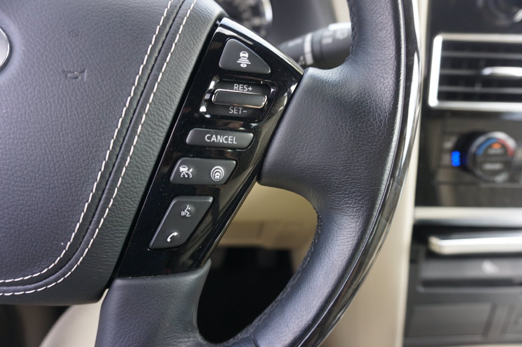 Used 2023 INFINITI QX80 Sensory w/ Cargo Package AWD/4WD image 9