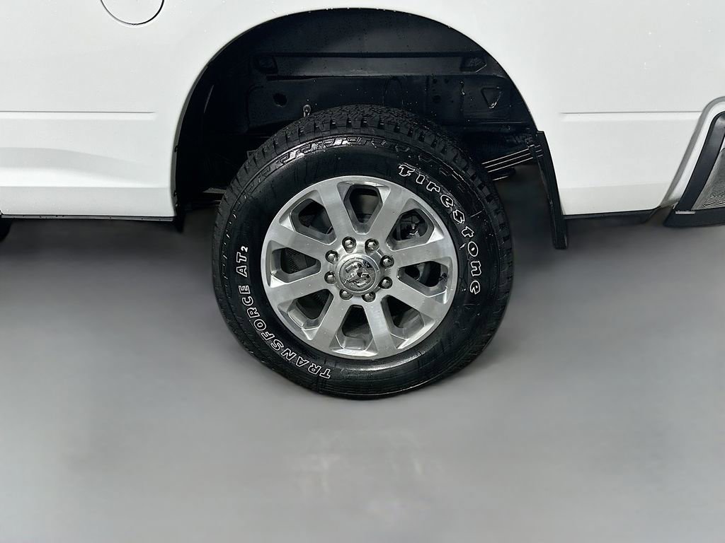 New 2026 RAM 3500 Laramie AWD/4WD image 17