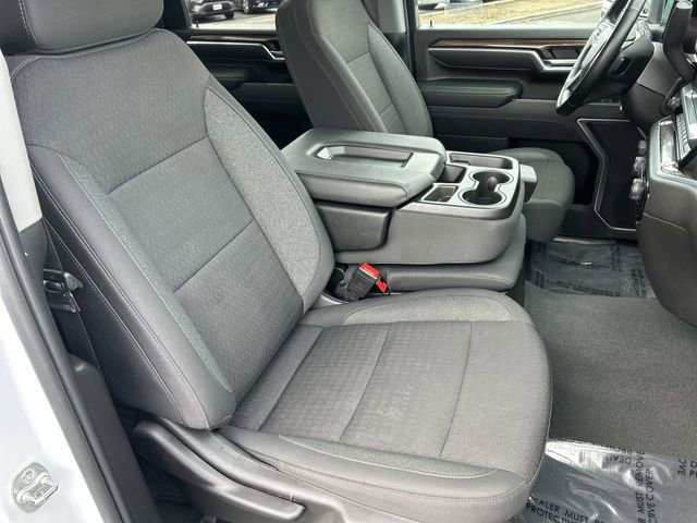 Used 2025 Chevrolet Silverado 2500 LT w/ Convenience Package image 11