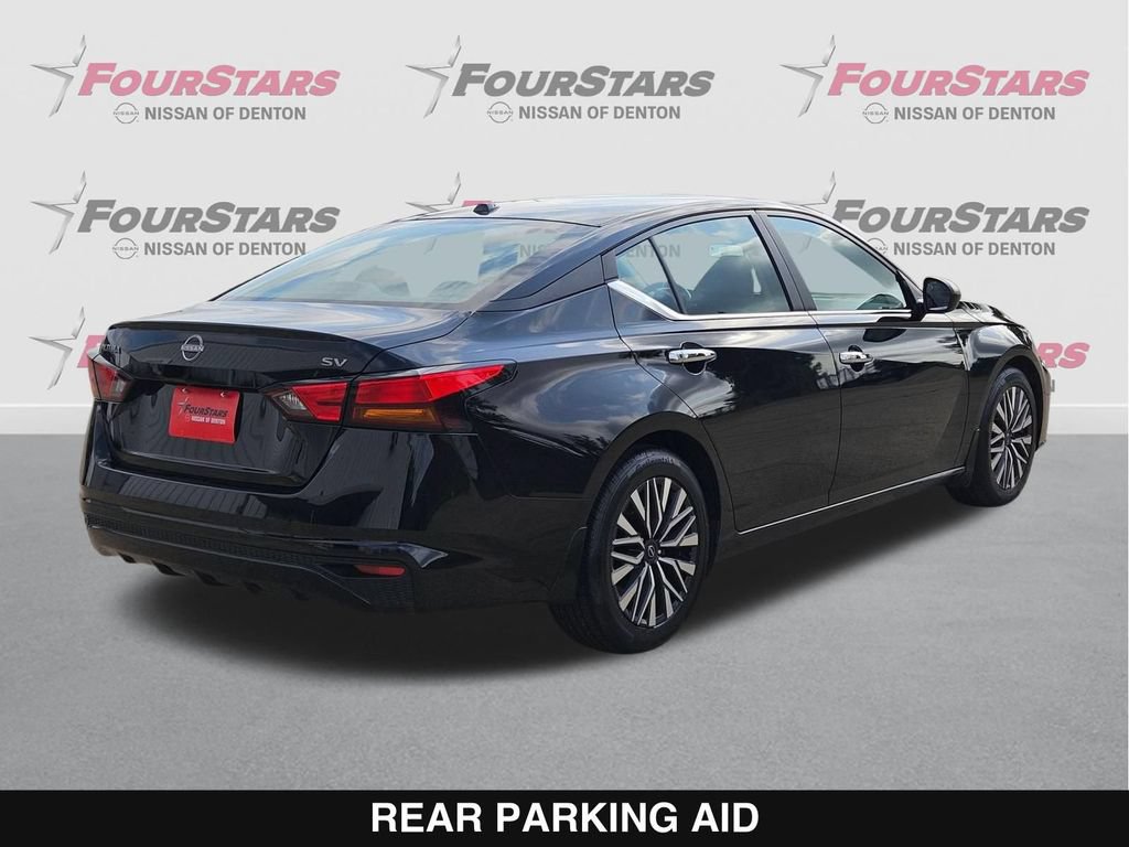 Used 2024 Nissan Altima 2.5 SV FWD image 4