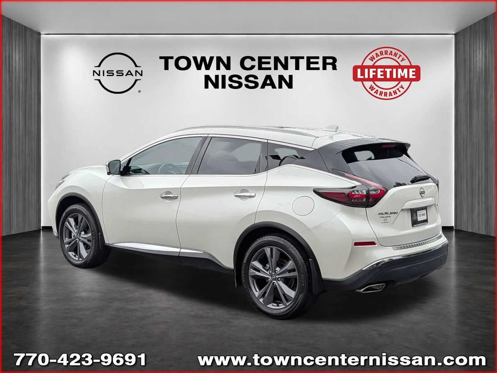 Used 2024 Nissan Murano Platinum w/ Cargo Package FWD image 5