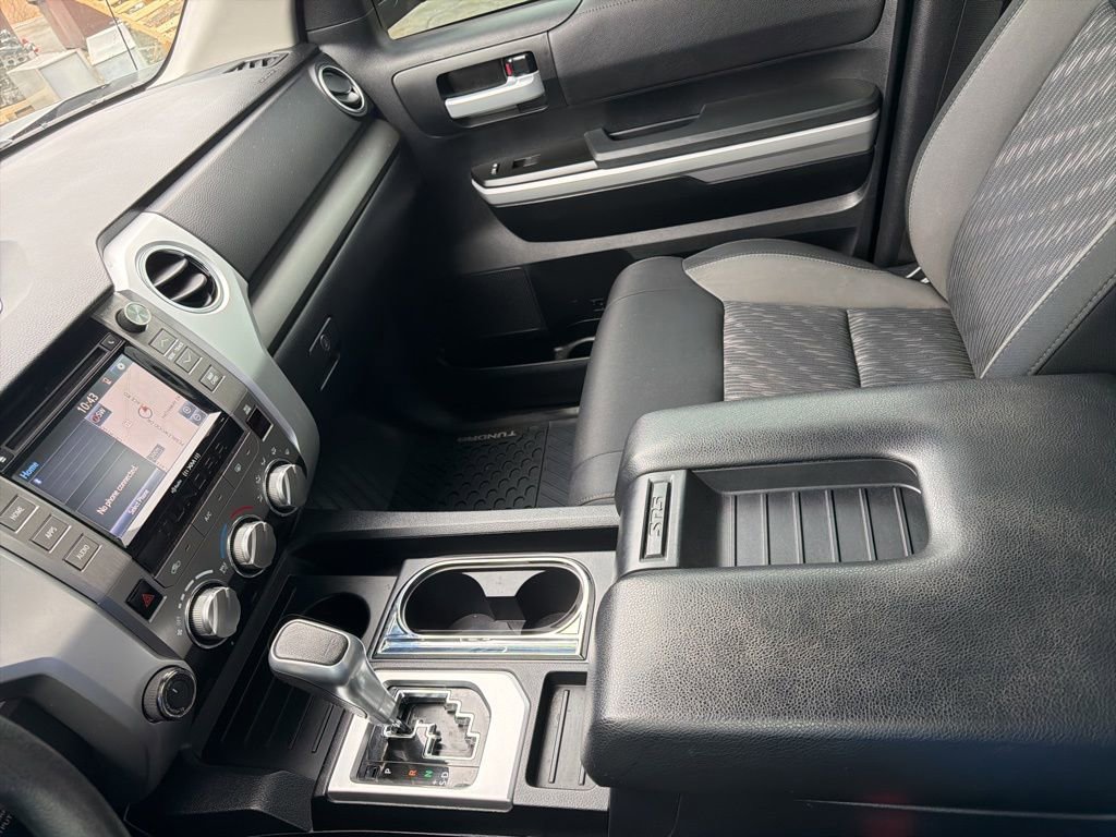Used 2018 Toyota Tundra SR5 AWD/4WD image 17