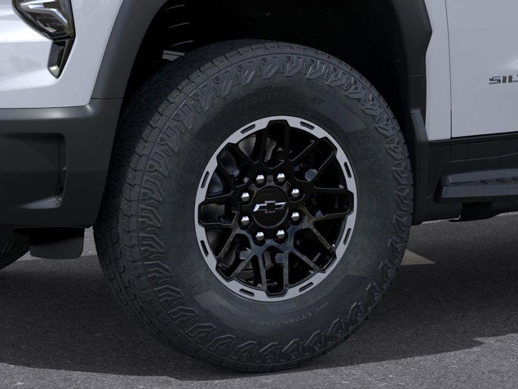 New 2026 Chevrolet Silverado EV Trail Boss image 9