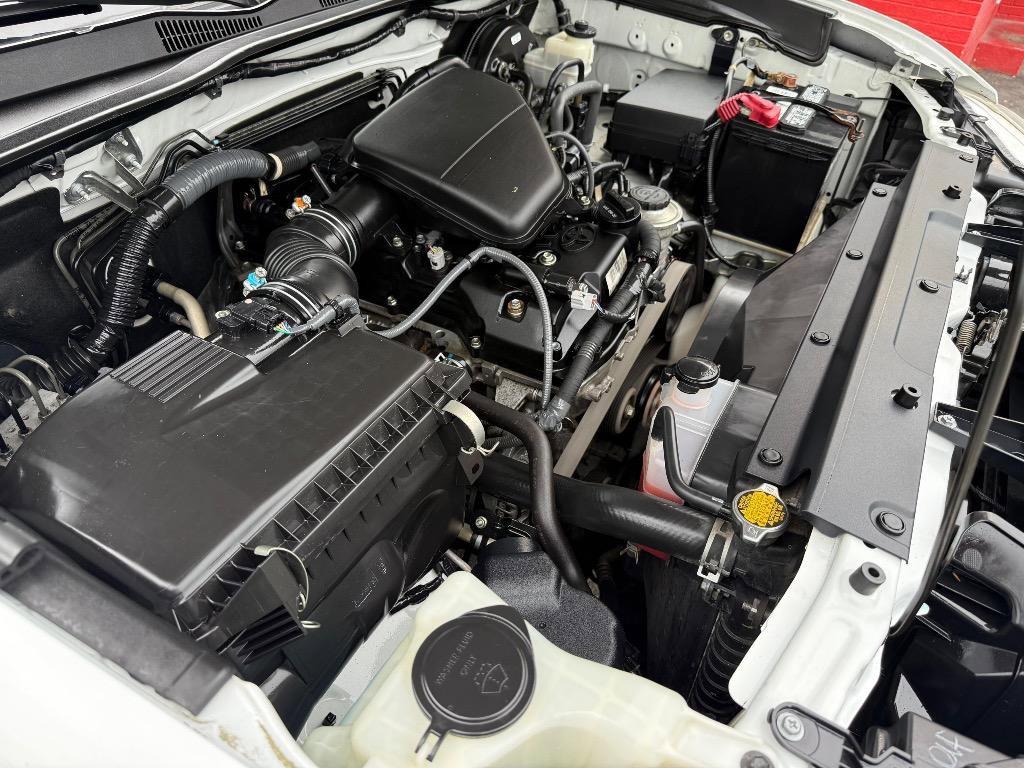 Used 2016 Toyota Tacoma SR image 24