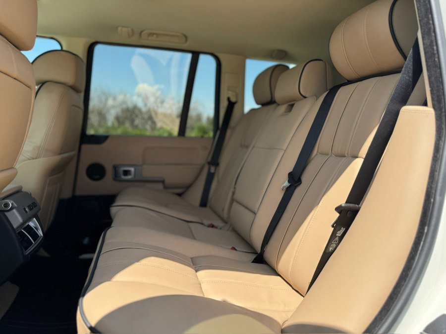Used 2004 Land Rover Range Rover HSE AWD/4WD image 31