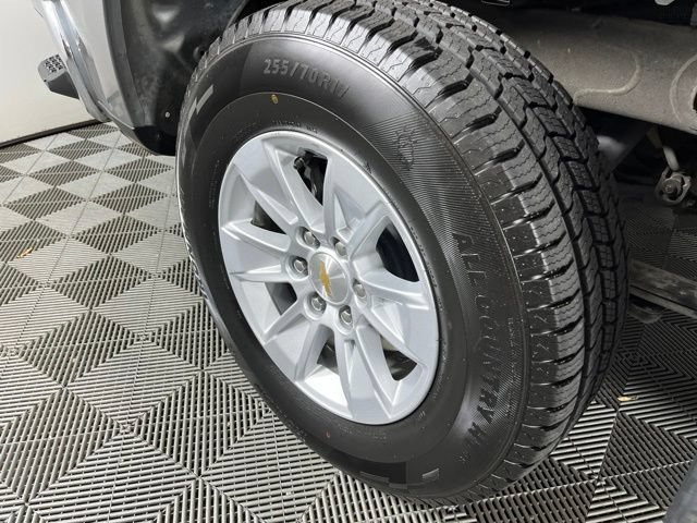 Used 2025 Chevrolet Silverado 1500 LT RWD image 17