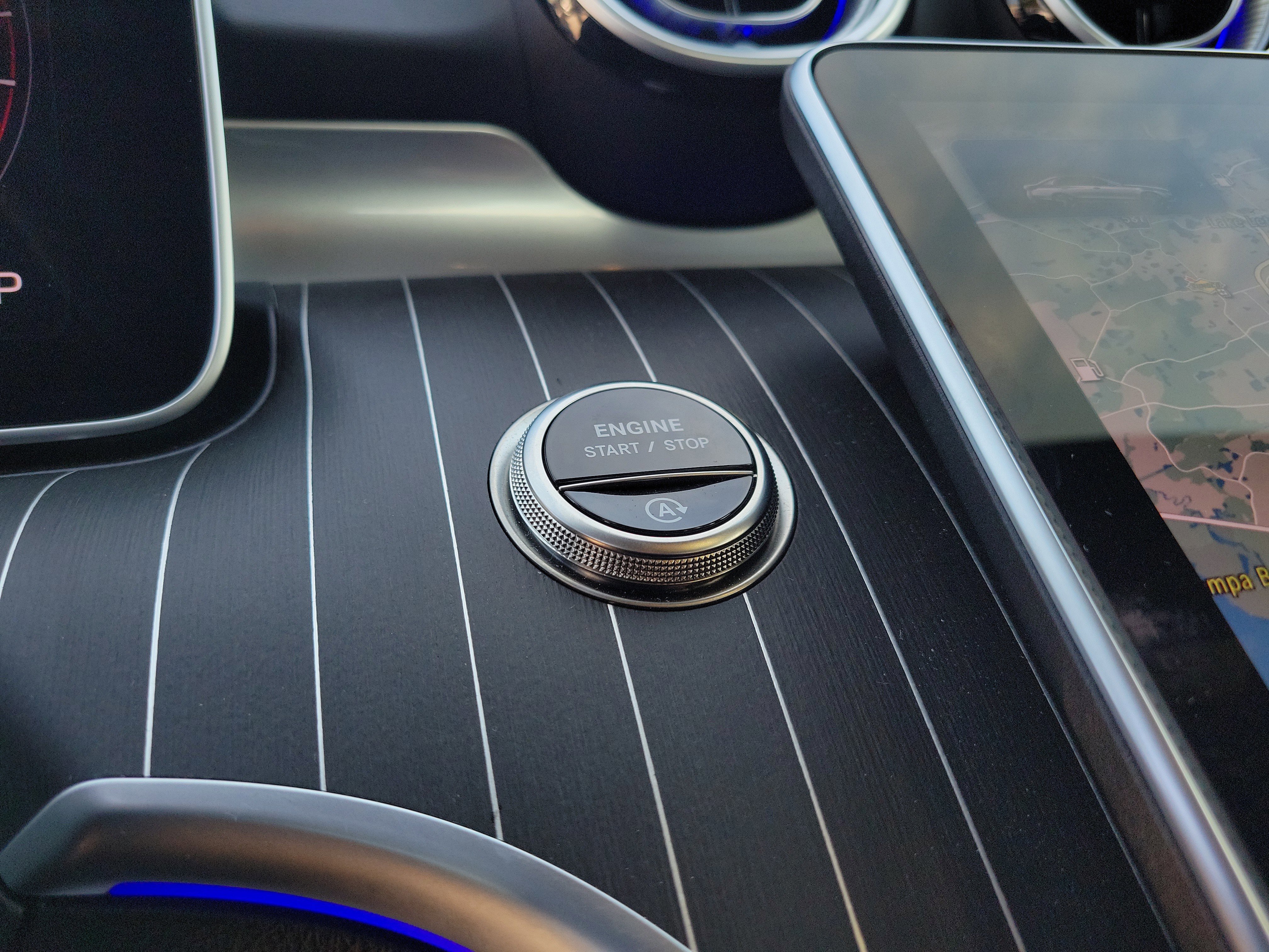 Used 2025 Mercedes-Benz C 300 Sedan image 20