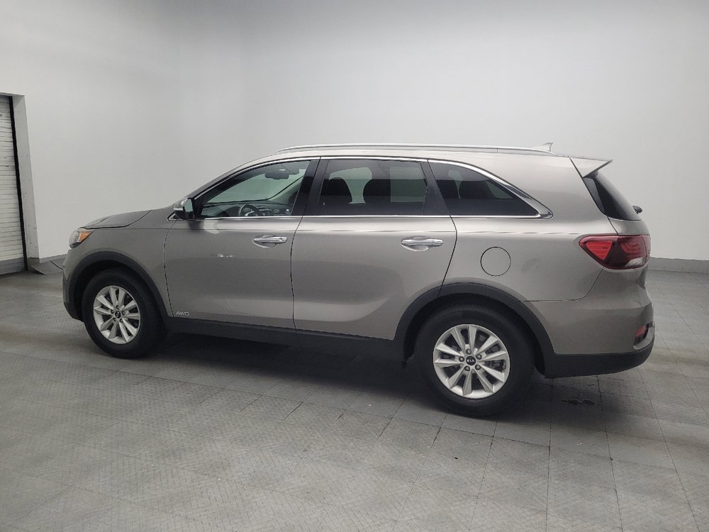 Used 2019 Kia Sorento LX w/ LX Convenience Package image 3