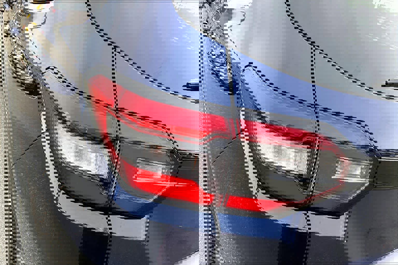 Used 2023 Honda Pilot Elite image 29