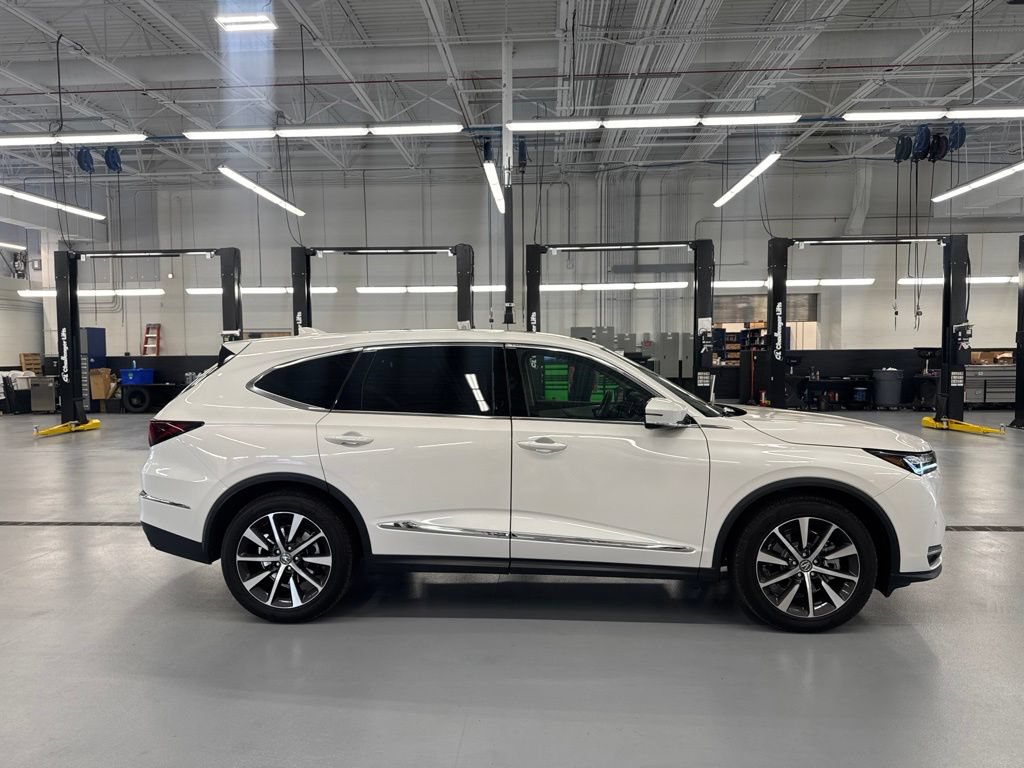 Certified 2026 Acura MDX w/ Technology Package AWD/4WD image 2