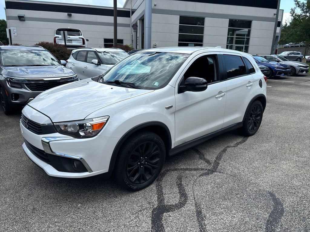 Used 2017 Mitsubishi Outlander Sport AWD image 3