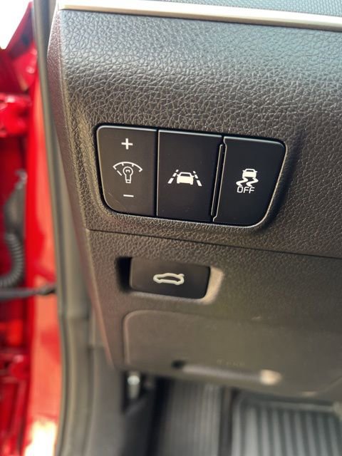 Used 2022 Kia K5 LXS FWD image 11