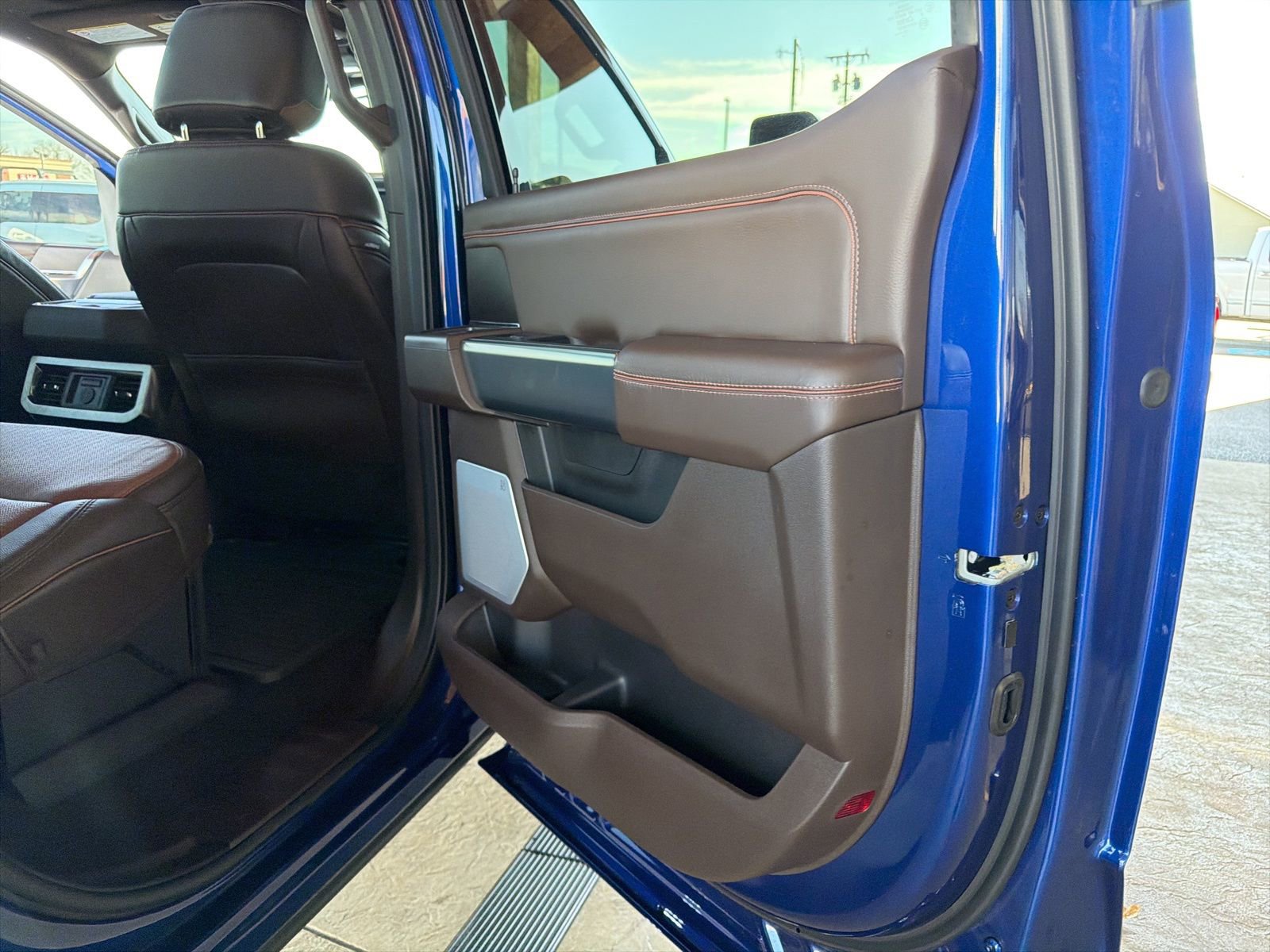 Used 2026 Ford F250 King Ranch w/ Tremor Off-Road Package image 9