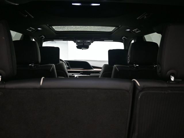 Used 2021 Cadillac Escalade Premium Luxury w/ Driver Assist Tech Package image 40