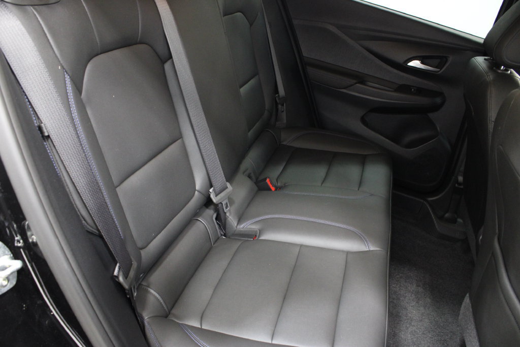 Used 2025 Buick Envista Sport Touring w/ Convenience I Package FWD image 20