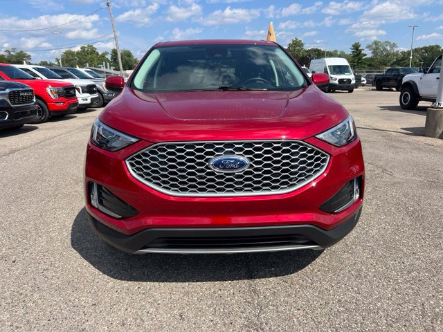 Certified 2023 Ford Edge SEL w/ Convenience Package AWD/4WD image 2