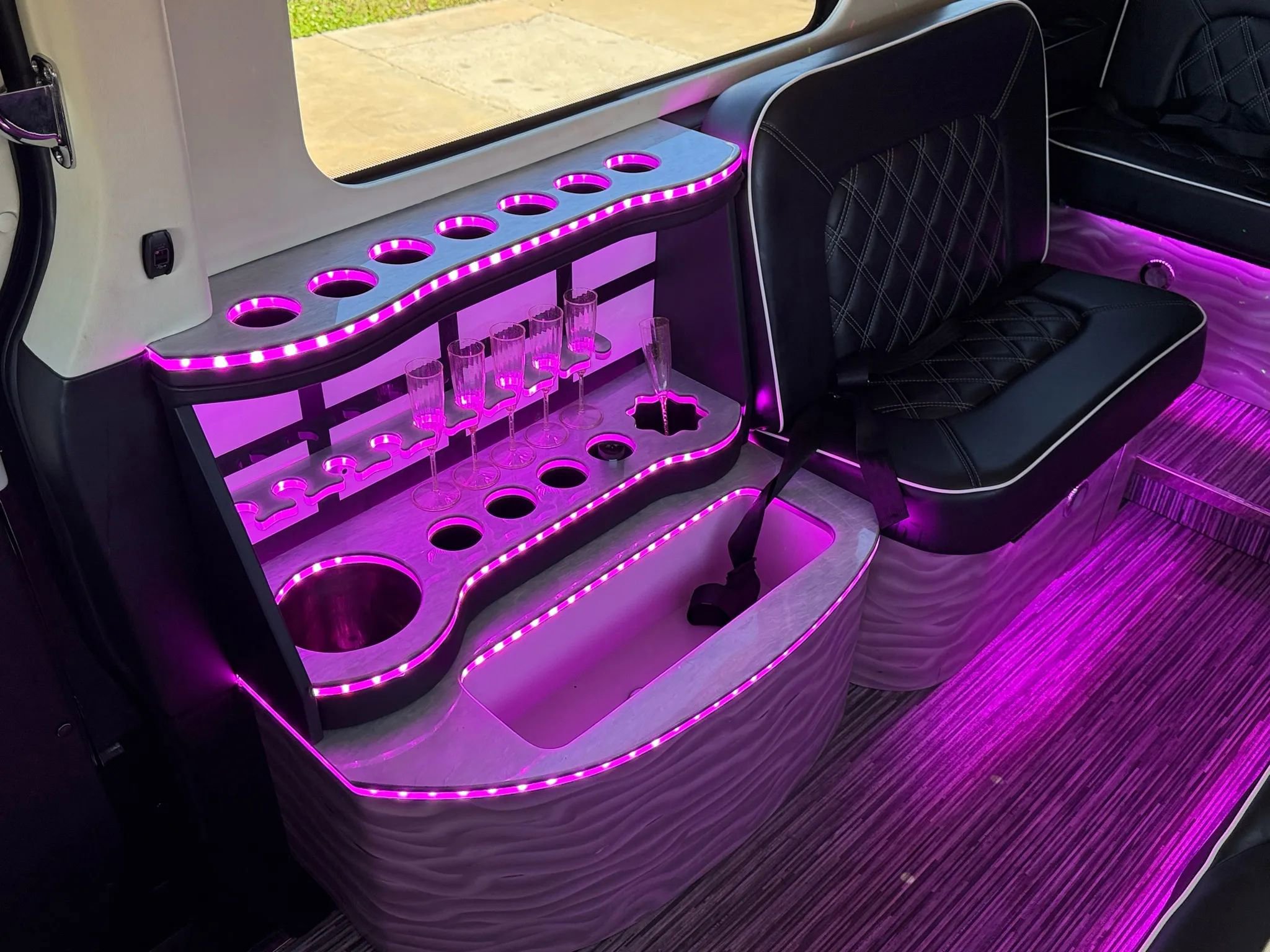 Used 2023 Mercedes-Benz Sprinter 3500 image 28