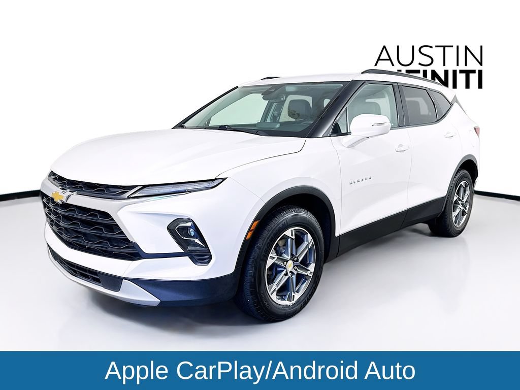 Used 2023 Chevrolet Blazer LT FWD image 3
