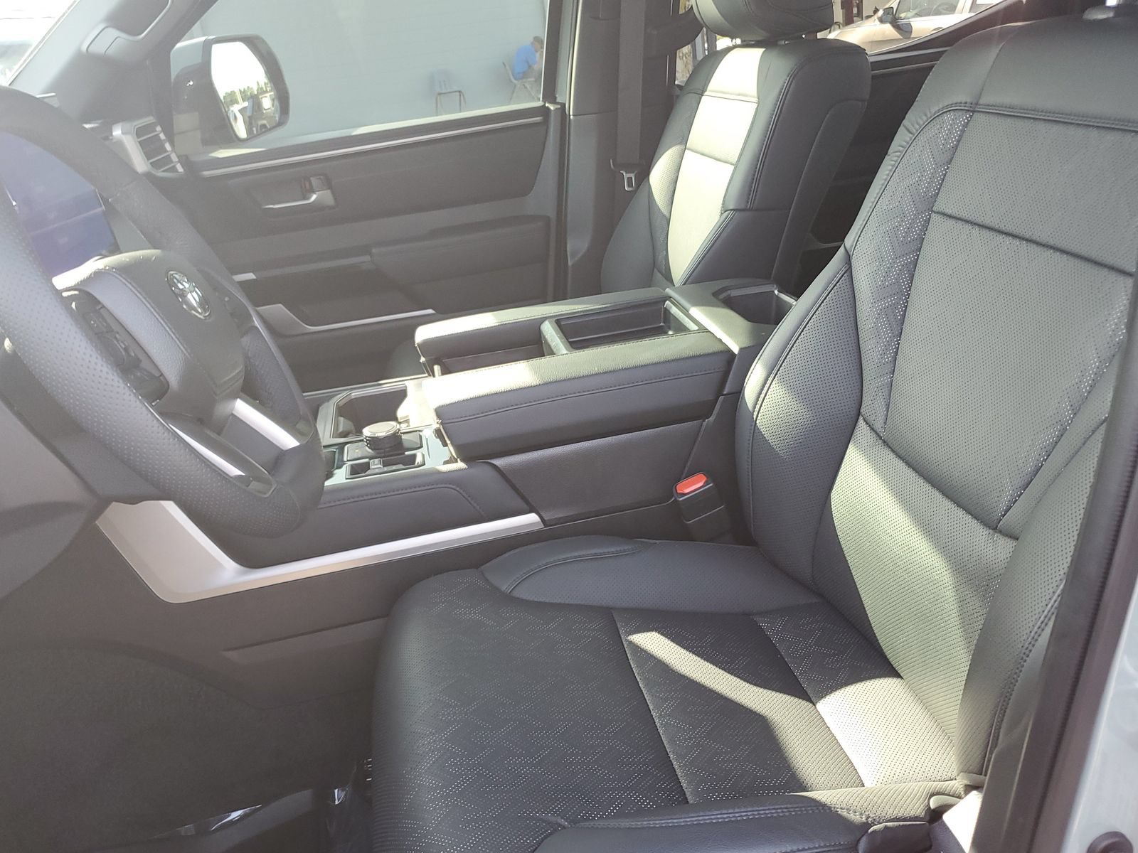 Certified 2025 Toyota Tundra Limited AWD/4WD image 16