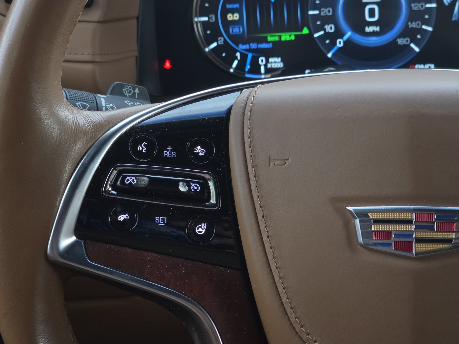 Used 2017 Cadillac Escalade Platinum AWD/4WD image 13