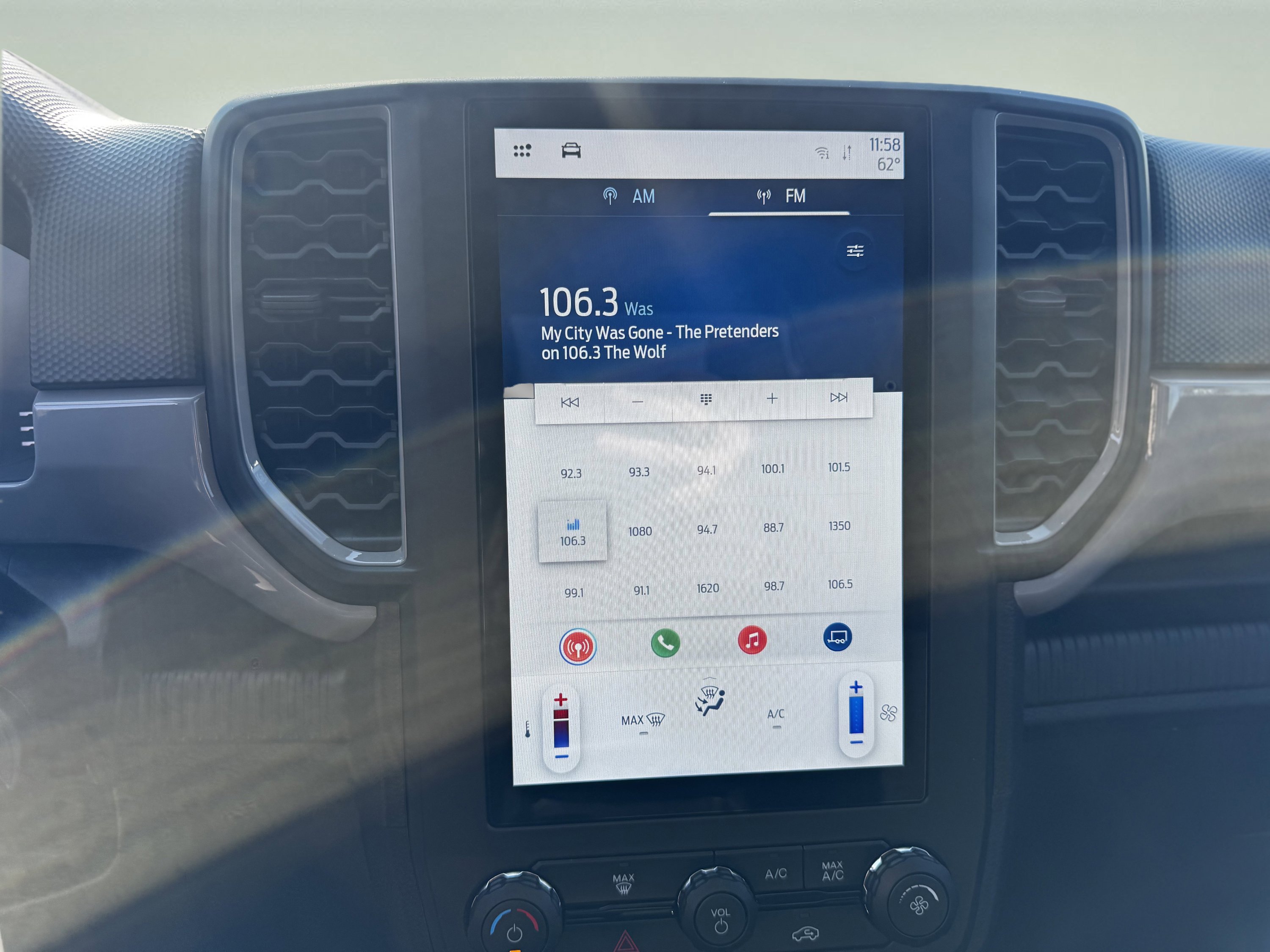 Used 2025 Ford Ranger XL image 14