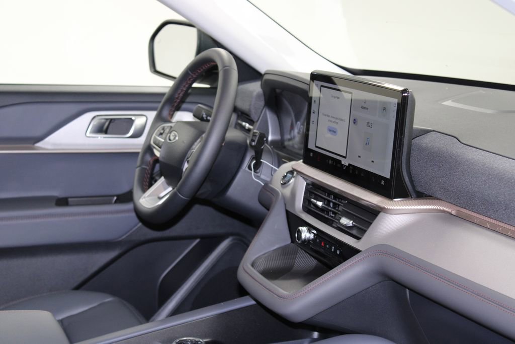New 2026 Ford Explorer Active w/ Active Comfort Package image 30