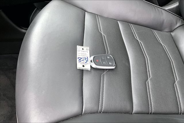 Used 2023 Cadillac XT6 Premium Luxury w/ Platinum Package AWD/4WD image 11