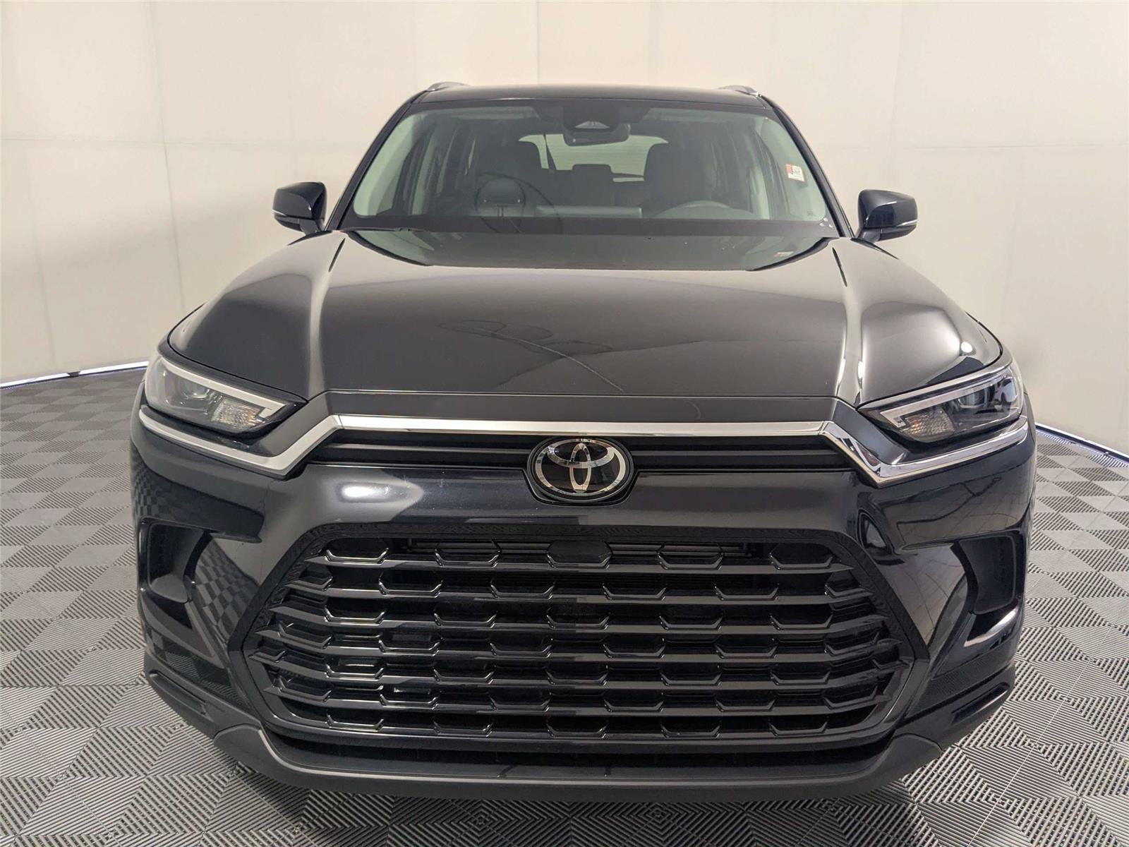 Certified 2025 Toyota Grand Highlander AWD Hybrid image 3