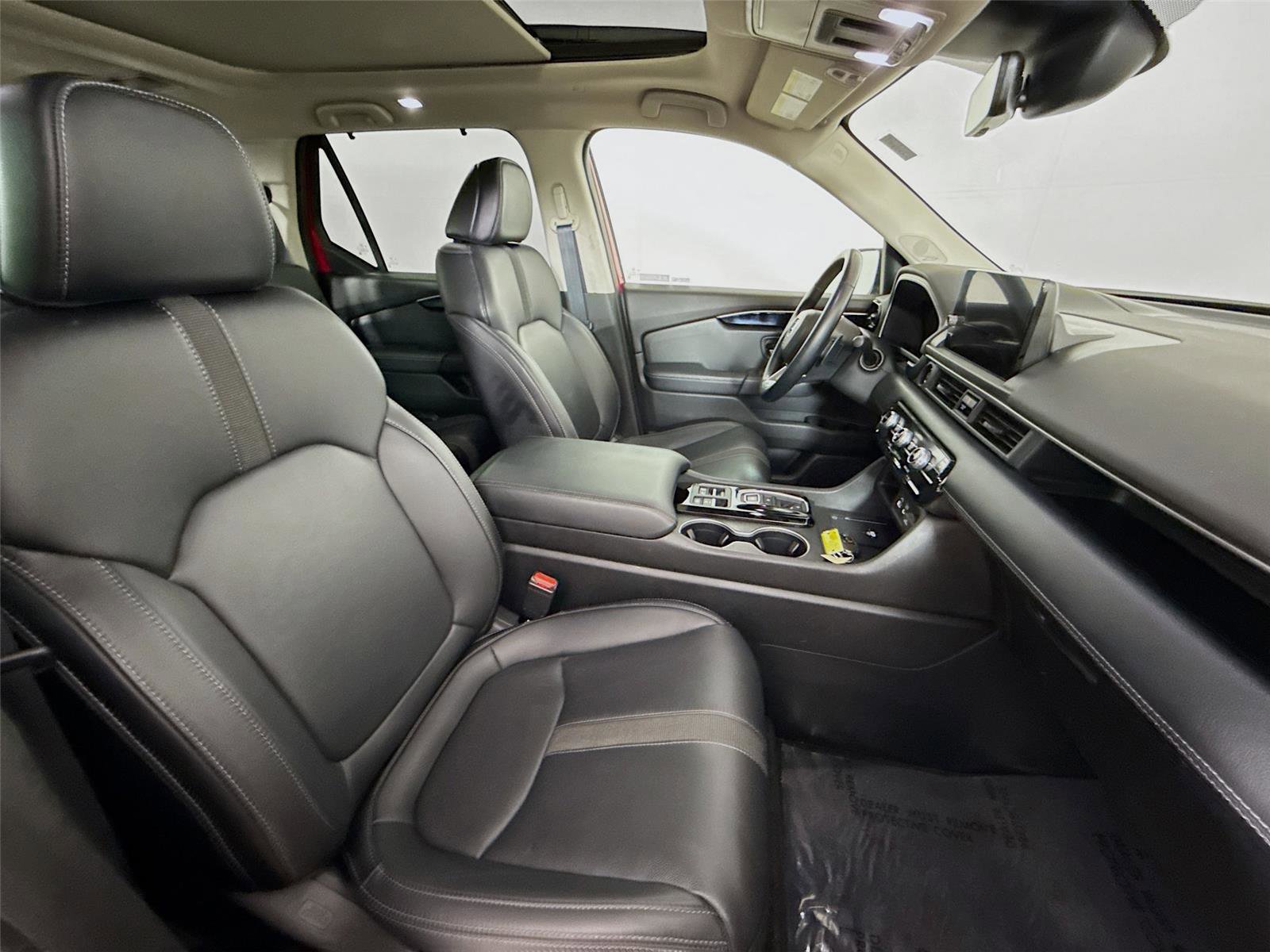 Used 2023 Honda Pilot Touring image 30