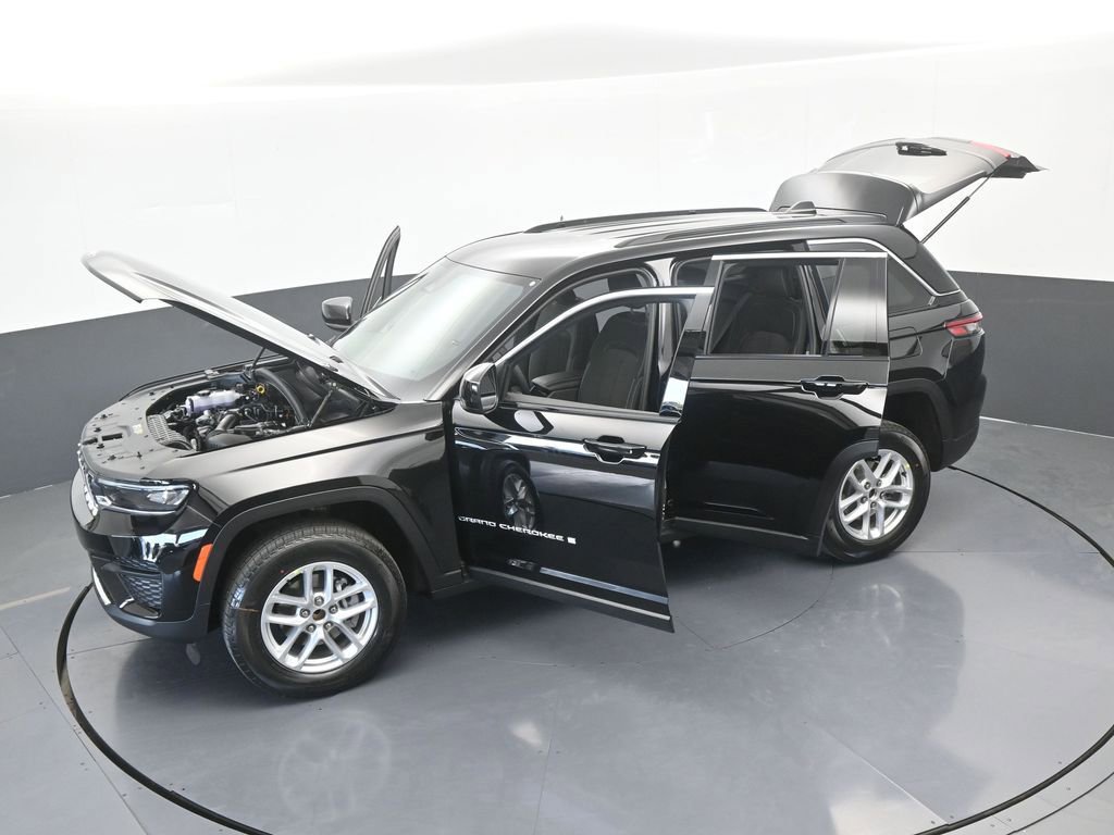 New 2026 Jeep Grand Cherokee Laredo RWD image 57