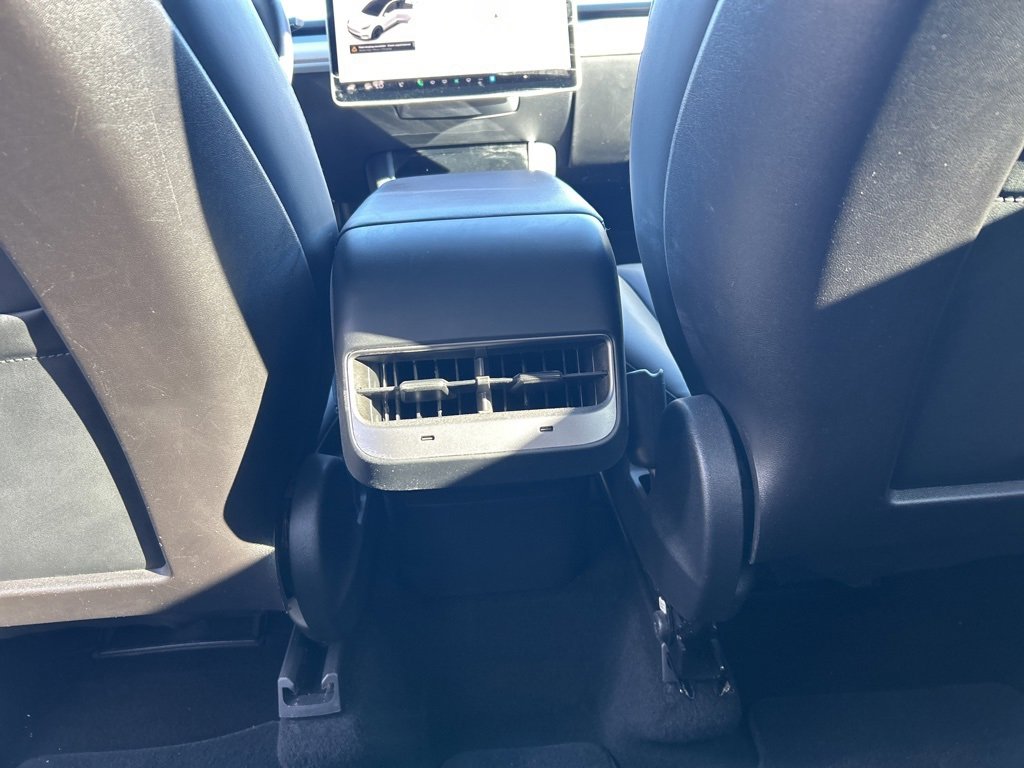 Used 2020 Tesla Model Y Performance image 28