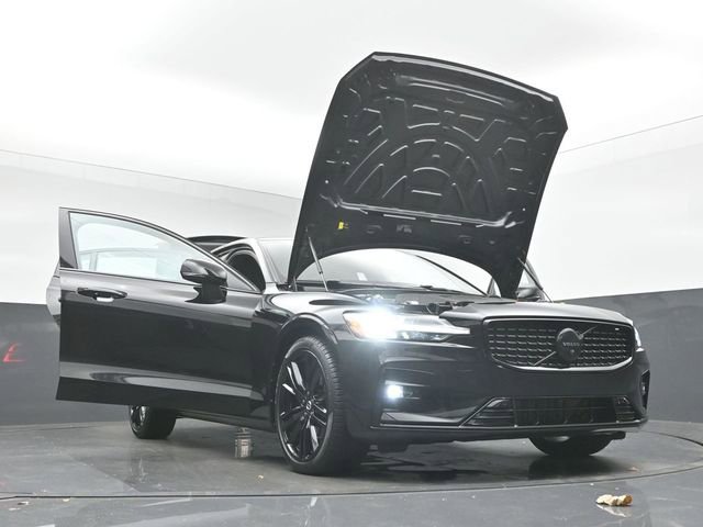 Used 2023 Volvo S60 B5 Plus w/ Climate Package image 53