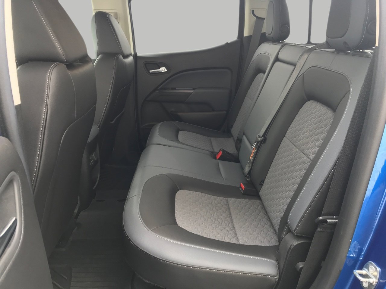Used 2018 Chevrolet Colorado Z71 image 20