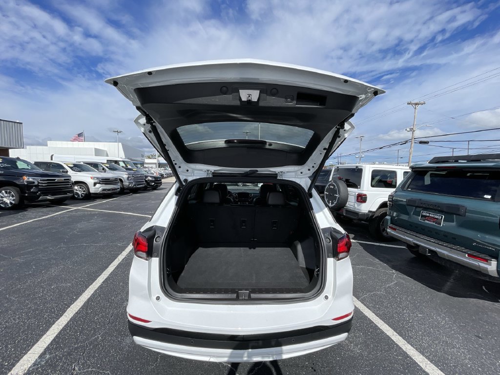 Certified 2024 Chevrolet Equinox RS w/ RS Leather Package FWD image 25