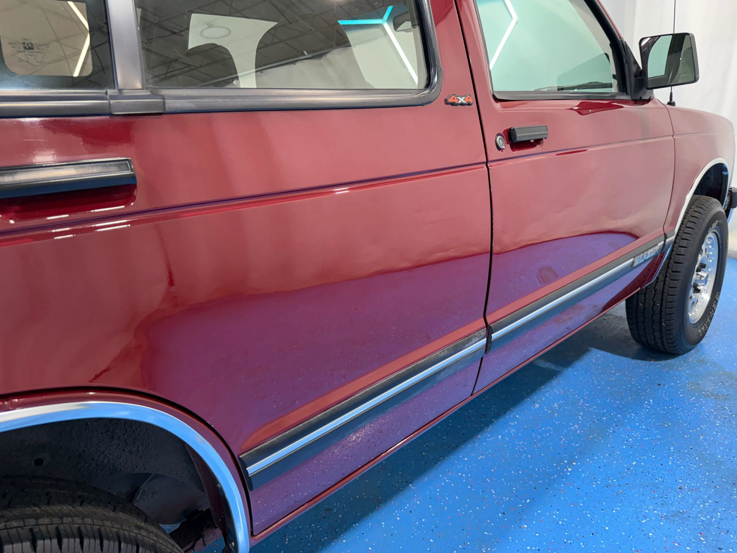 Used 1994 Chevrolet S10 Pickup 4WD 4-Door image 32