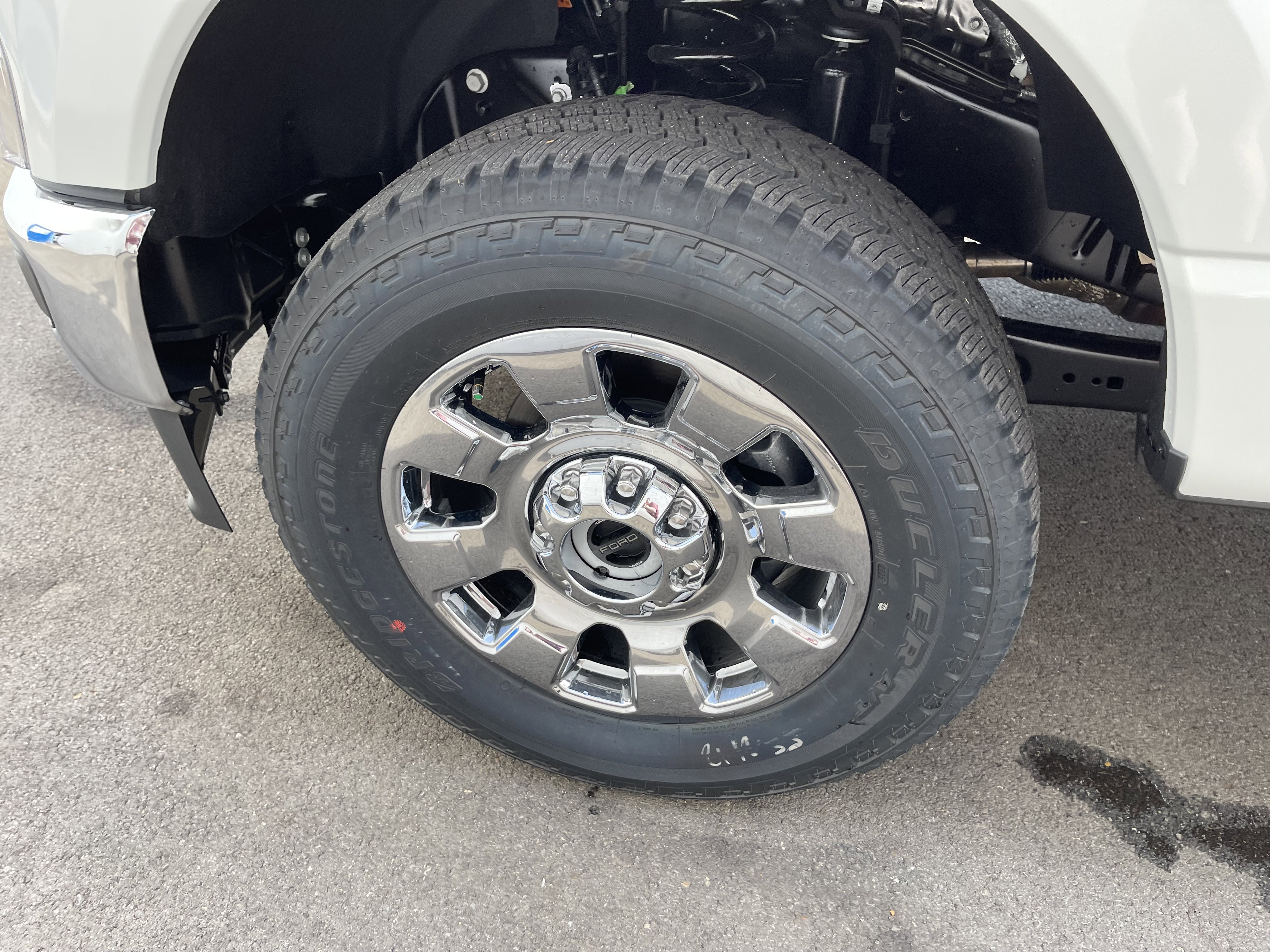 New 2026 Ford F350 Lariat image 37