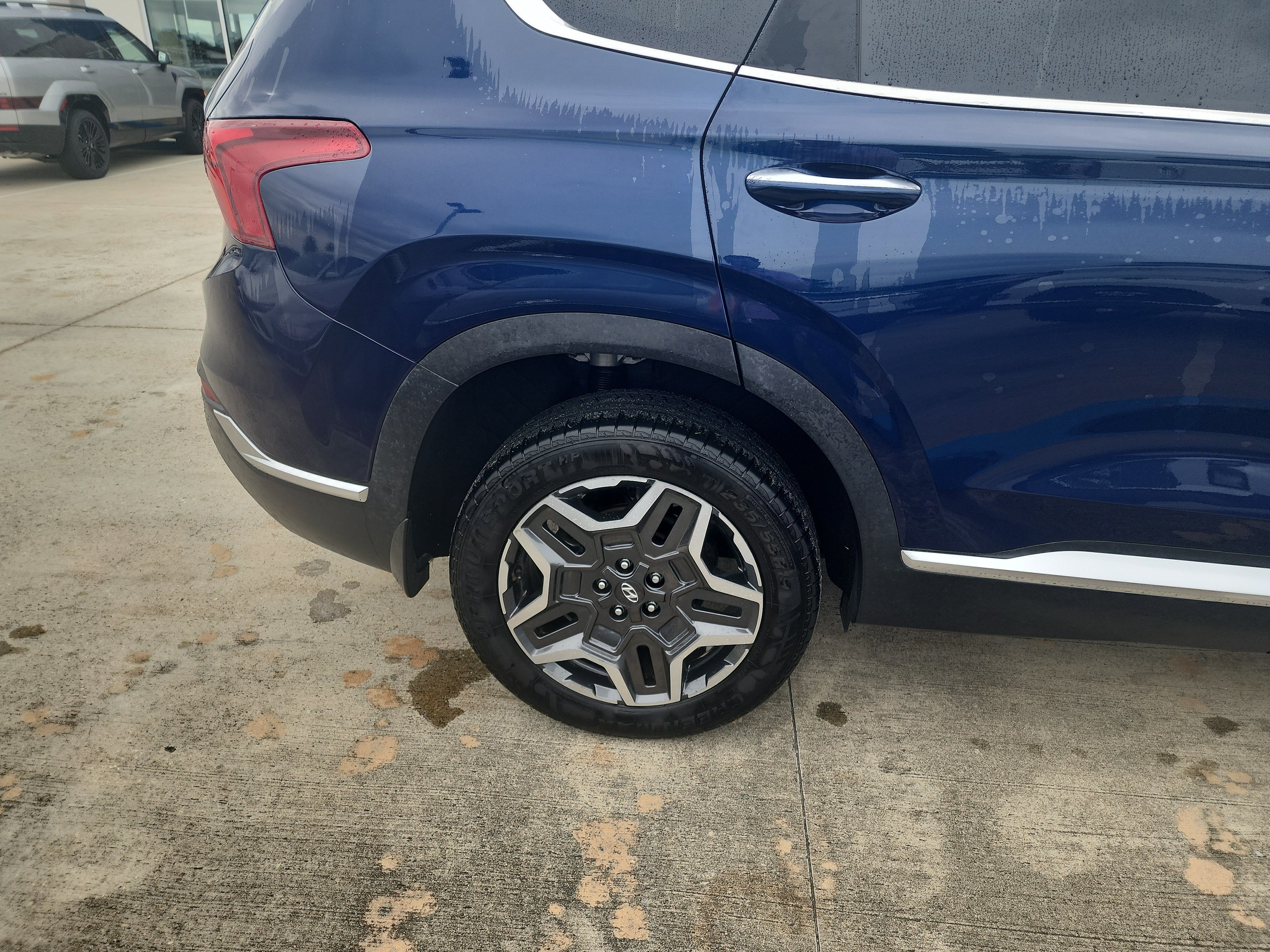Used 2023 Hyundai Santa Fe Limited AWD/4WD image 10
