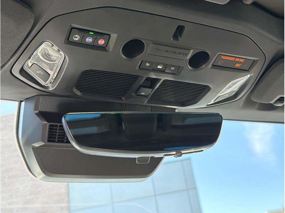 Used 2025 GMC Hummer EV 2X image 24