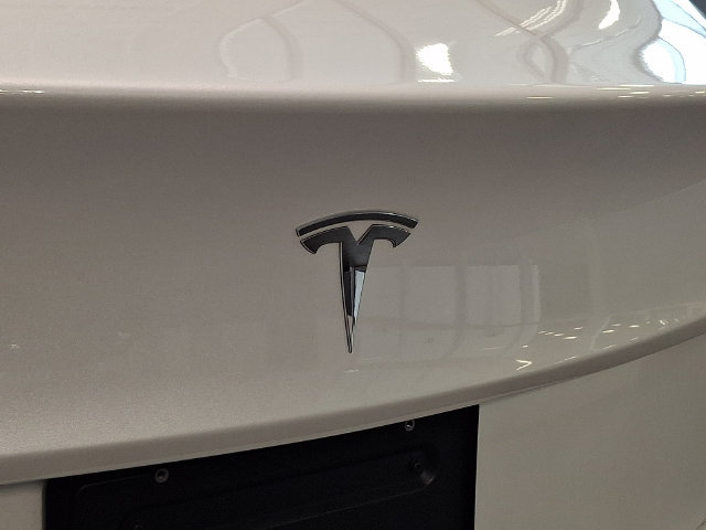 Used 2023 Tesla Model 3 Standard Range RWD image 29