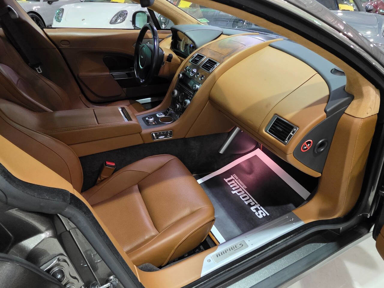 Used 2015 Aston Martin Rapide S image 38