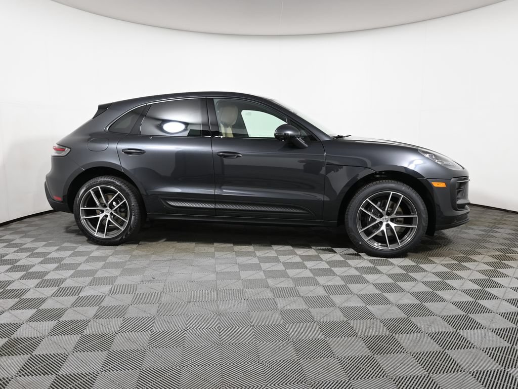 New 2026 Porsche Macan AWD/4WD image 8