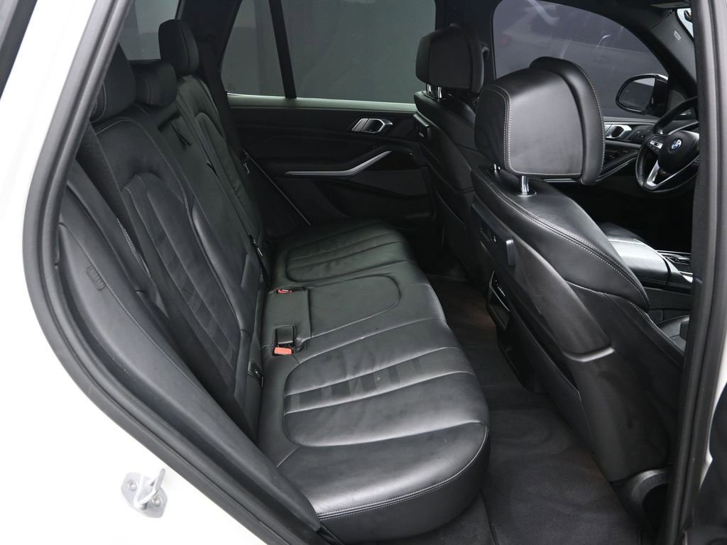 Used 2020 BMW X5 xDrive40i w/ Premium Package image 36
