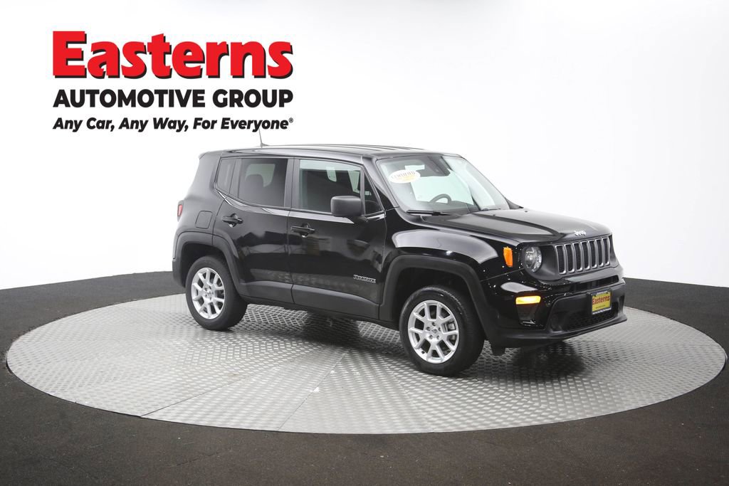 Used 2023 Jeep Renegade Latitude AWD/4WD image 48