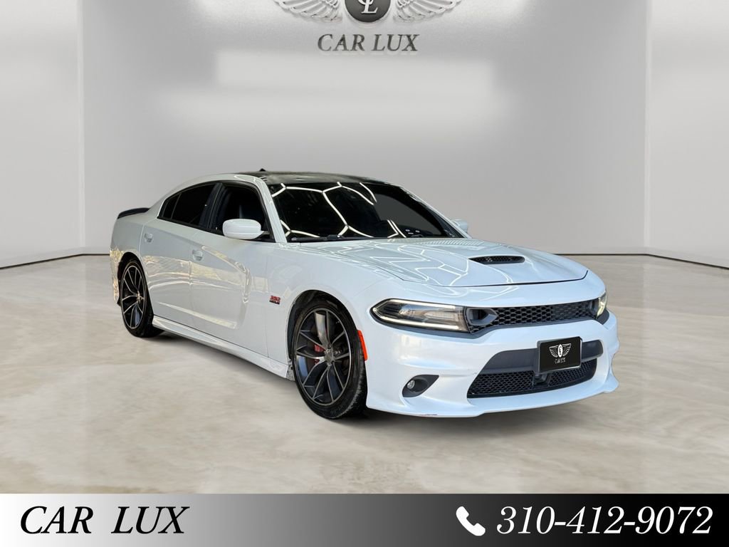 Used 2015 Dodge Charger R/T Scat Pack w/ Technology Group RWD image 7