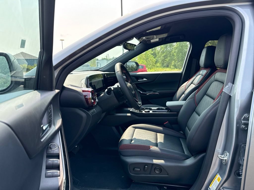 New 2027 Chevrolet Equinox RS w/ Safety and Technology Package AWD/4WD image 25