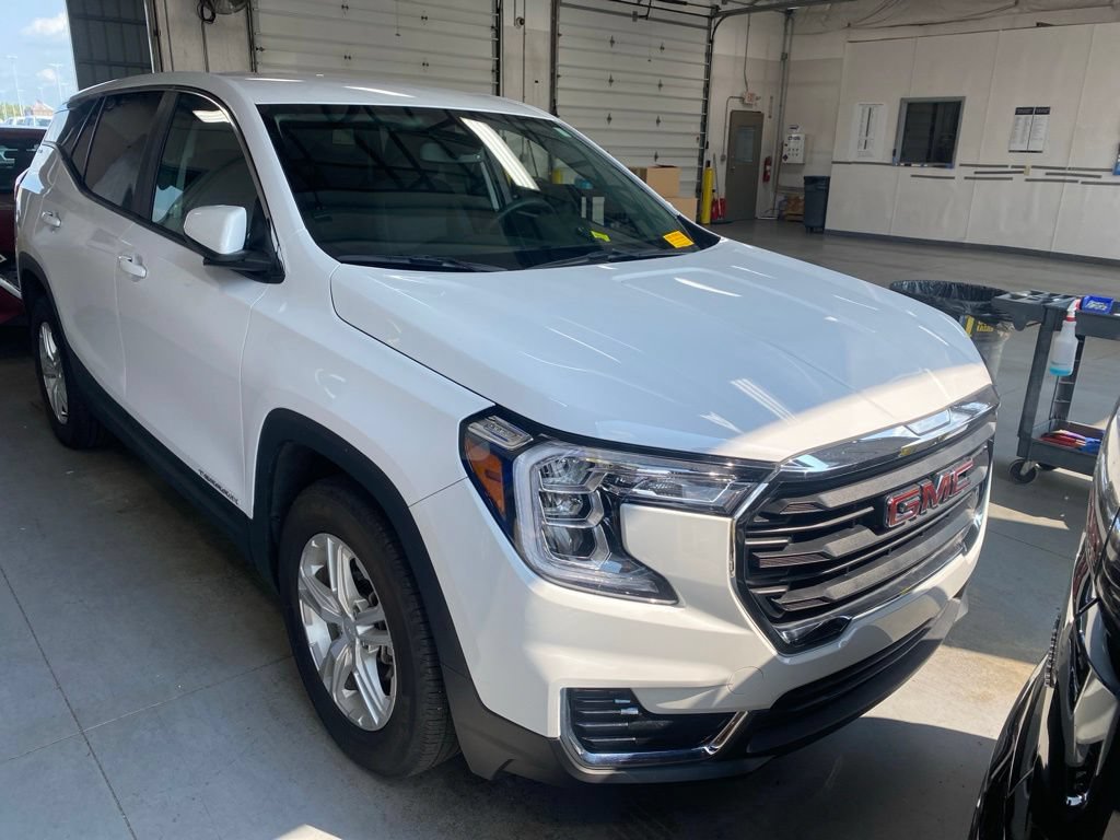 Used 2023 GMC Terrain SLE
