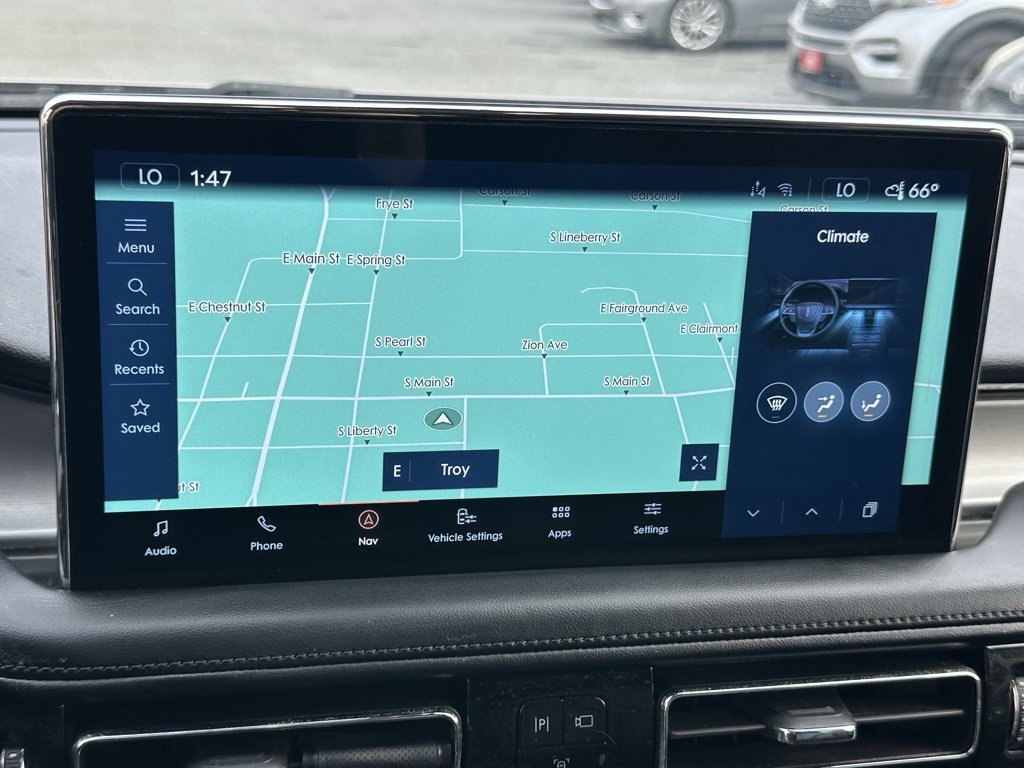 Used 2021 Lincoln Nautilus FWD w/ Equipment Group 101A image 6