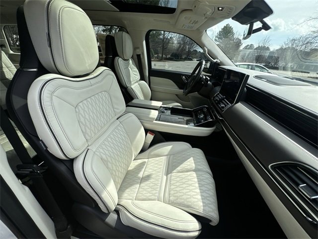 Certified 2024 Lincoln Navigator Black Label image 27