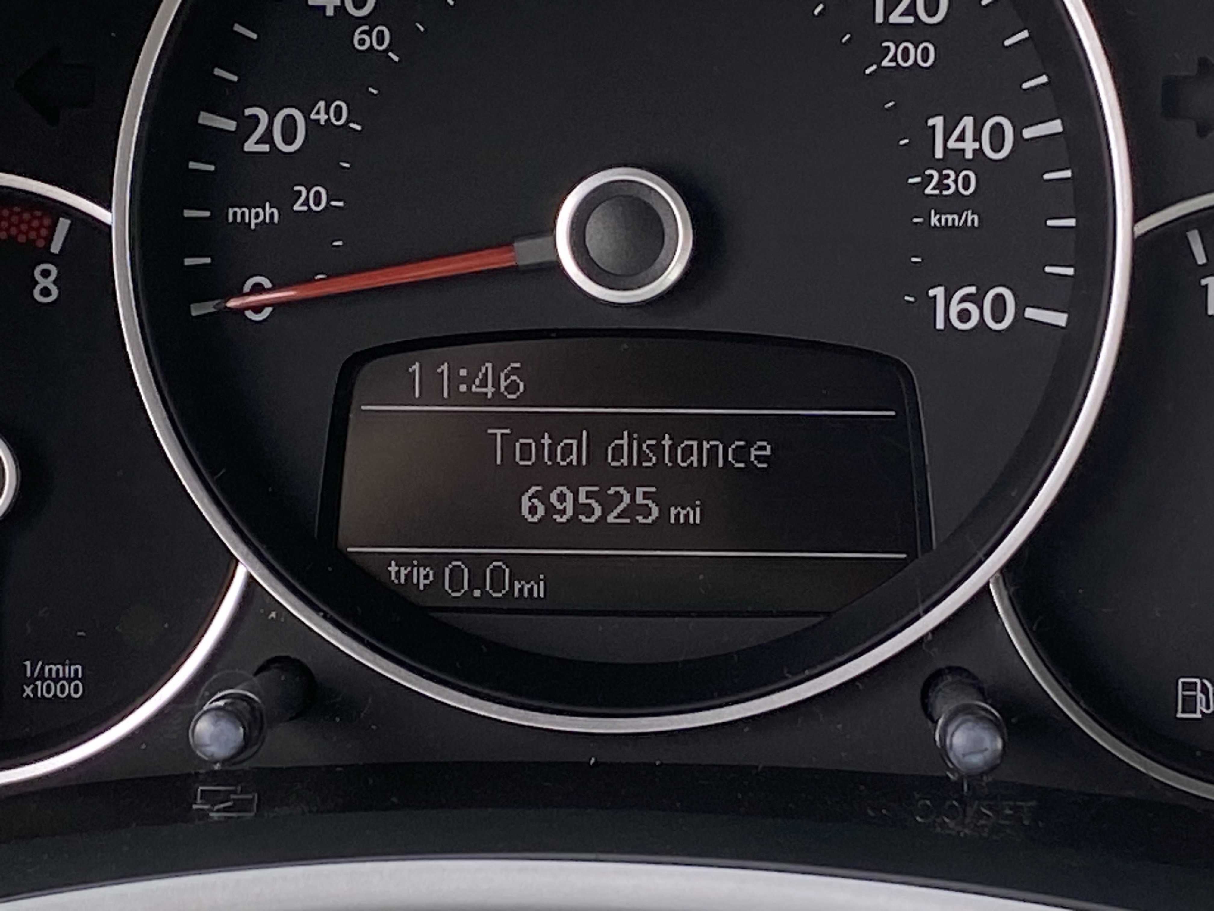 Used 2012 Volkswagen Beetle 2.5 FWD image 8