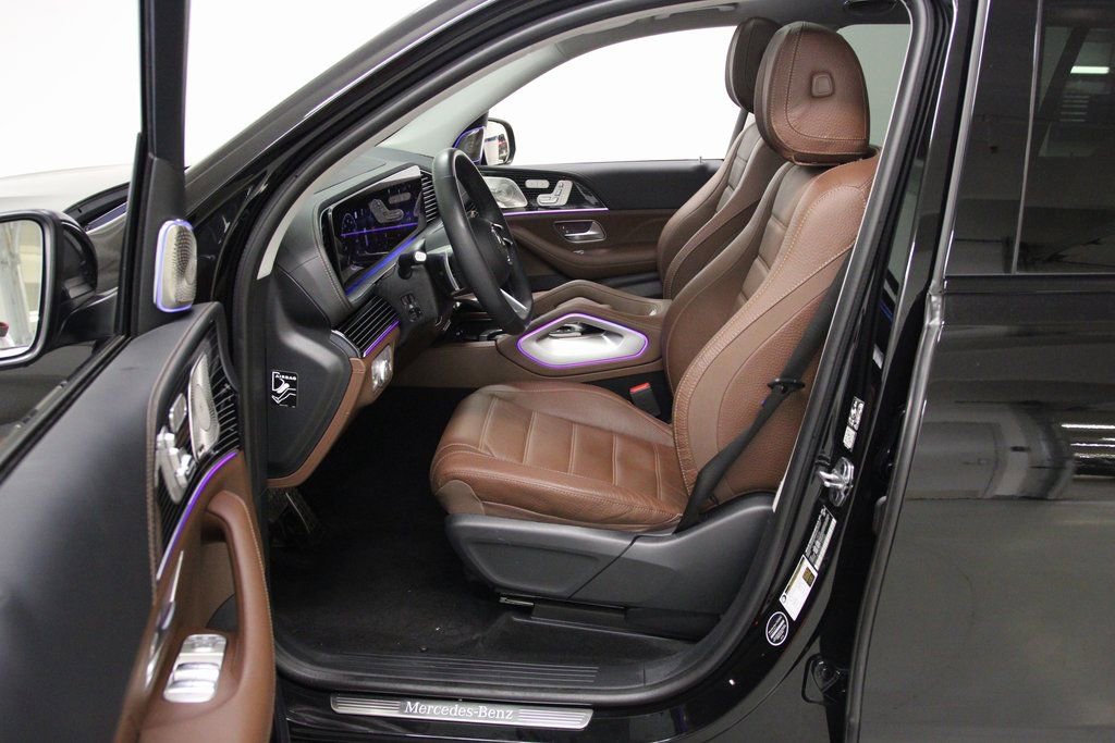 Certified 2024 Mercedes-Benz GLS 580 4MATIC image 17